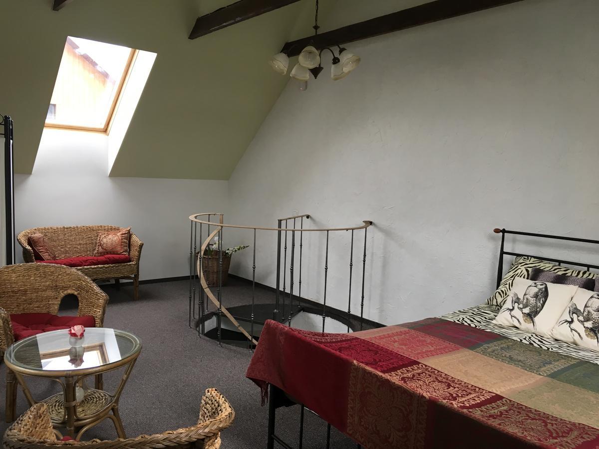 Villa Traku Terasa 트라카이 외부 사진