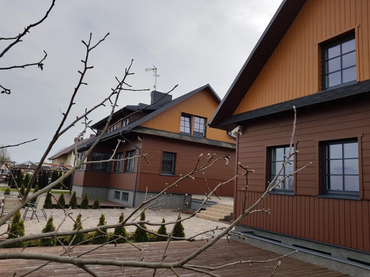 Villa Traku Terasa 트라카이 외부 사진